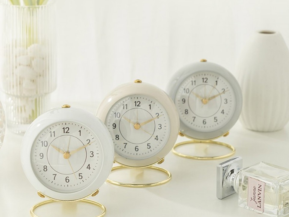 Table clock, alarm clock, Korean time, watch, 3 color (letro style ...
