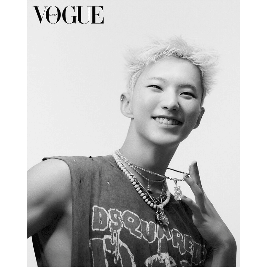 Vogue Magazine on X: For the 2022 #MetGala HoYeon Jung wore a