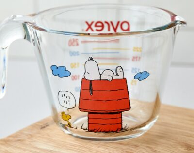 PYREX x Peanuts Snoopy Heat Resistant Glass Measuring Cup/250ml, 500ml set/Woodstock 250ml / Charlie Brown and Friends 500ml/Snoopy Measuring Cup/Snoopy Kitchen/Glass Measuring Cup/Character Kitchen/Character Measuring Cup